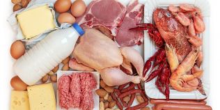 Mituri despre dieta Dukan: pietre la rinichi, digestie data peste cap si letargie. Ce e fals, ce e adevarat