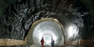 Cum a fost sapat cel mai lung tunel feroviar din lume. 