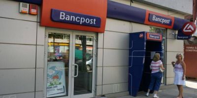 O mama singura din Cluj poate ajunge in strada cu doi copii din cauza unui credit in franci elvetieni, desi spune ca a achitat ratele