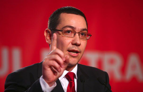 Ponta, intrebat daca vrea sa revina in fruntea PSD sau a Guvernului: Nici una, nici alta