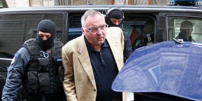 Adamescu a fost condamnat definitiv la 4 ani si 4 luni de inchisoare. Judecatorul Moldovan, condamnare redusa de la 22 de ani la 12 ani si 2 luni de inchisoare