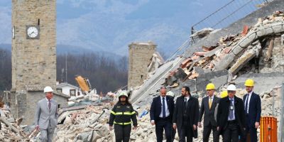 Printul Charles a vizitat orasul italian Amatrice, distrus de cutremurul din august