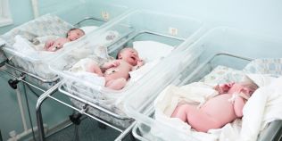 RFI: Eurostat nu are date disponibile pentru 2016 privind numarul de copii romani nascuti in strainatate